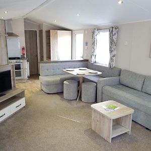 2 Bedroom Platinum Caravan Lodge